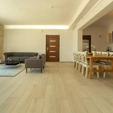 Enchanted Bay House Villa *
