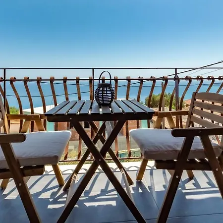 Βίλα Enchanted Bay House *